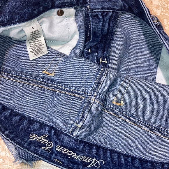 American eagle Jean Shorts Size 4 - Picture 3 of 3